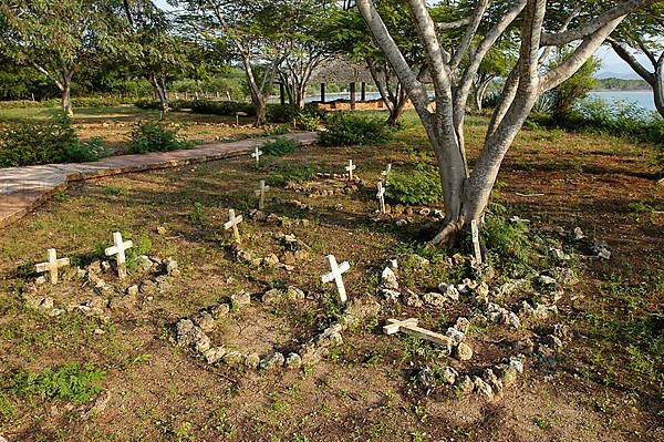 La Isabella Cemetery