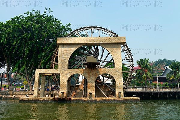 Water wheel