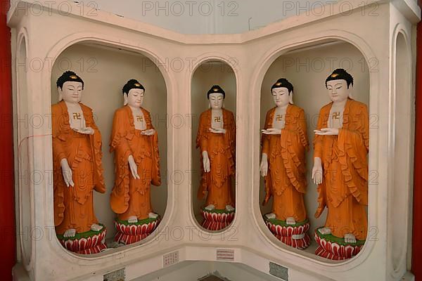 Buddha statues