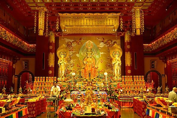 Buddha Tooth Relic Temple