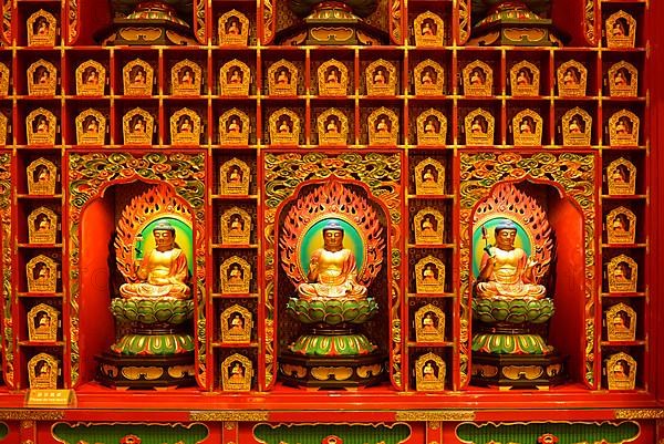 Buddha Tooth Relic Temple