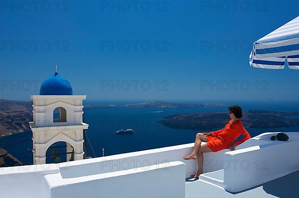 Imerovigli with view into the Caldera