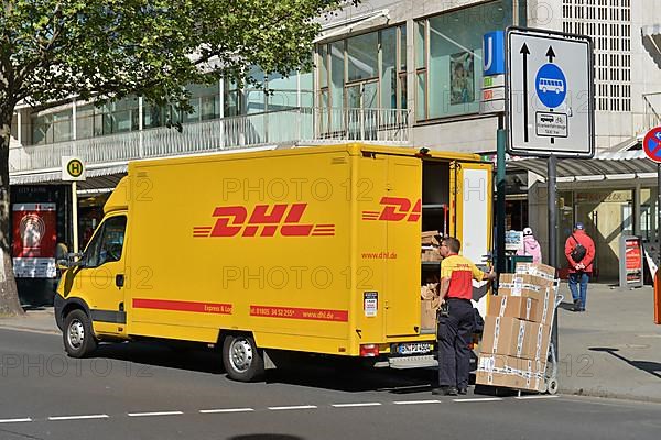 DHL