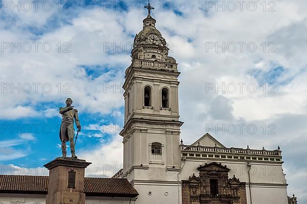 Church of Santo Domingo and statue of the Army General Antonio Jose de Sucre