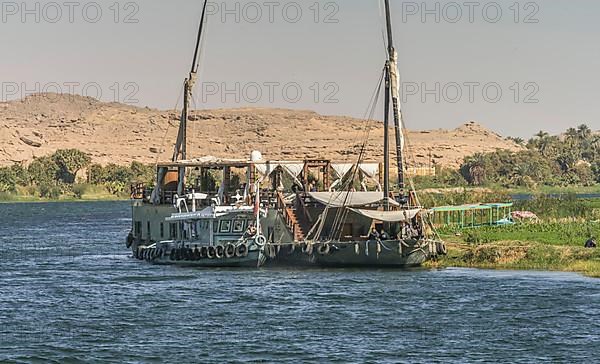 Dahabeya Cruise Ships