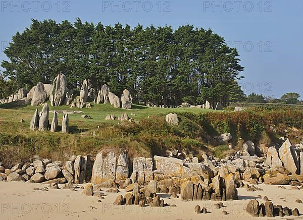 Cluster of megaliths