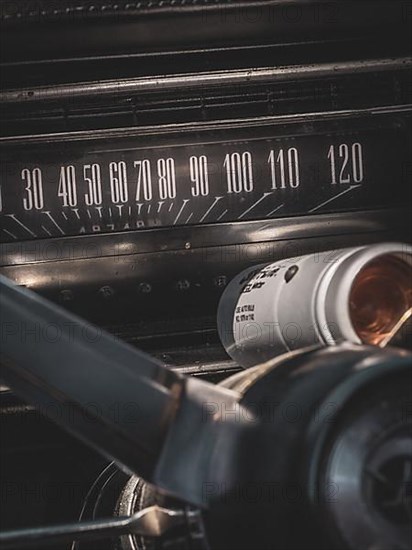 Speedometer of a US classic car