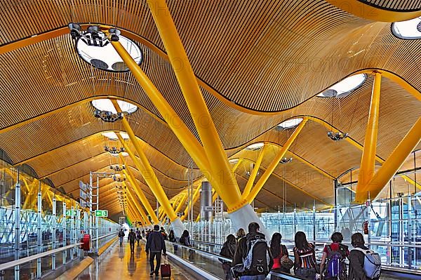 Treadmill at Madrid-Barajas Airport