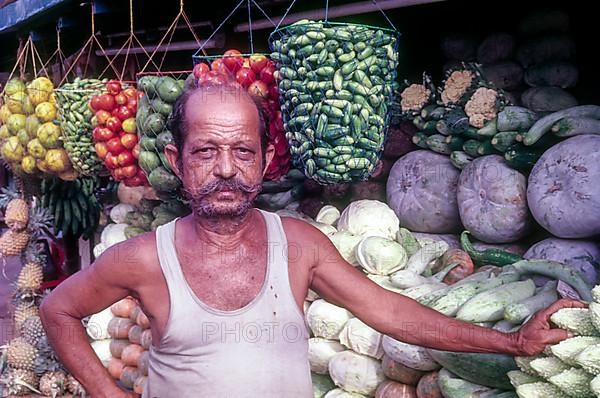 Fruits and Vegetables seller in Kollam Quillon