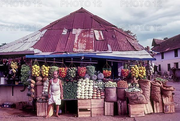 Fruits and Vegetables shop in Kollam Quillon