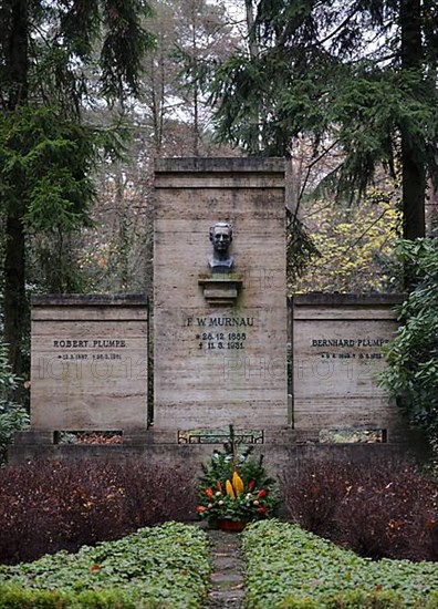 Grave Friedrich Wilhelm Murnau