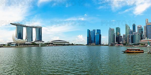 Marina Bay Sands Hotel and Science Museum