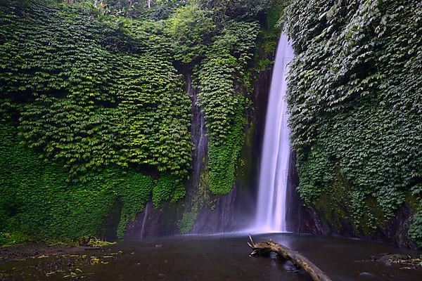 Munduk Waterfall