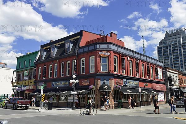 Byward Market Square