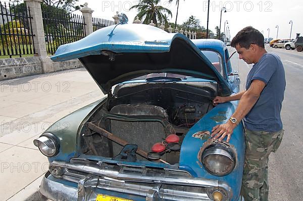 Car breakdown on the roadside