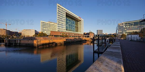 Mirror Headquarters at Ericusspitze