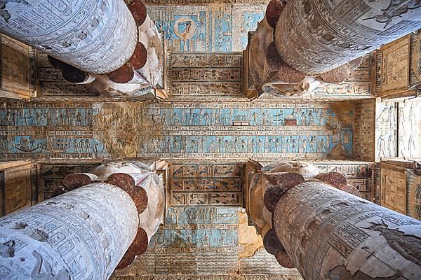 Columns and hall ceiling