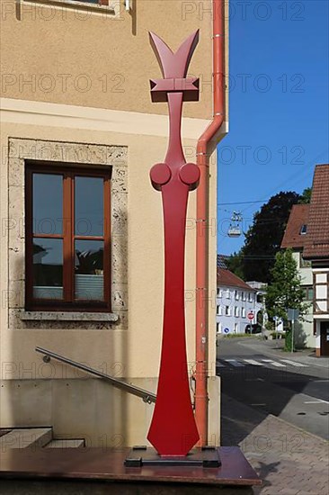 Sculpture narrow