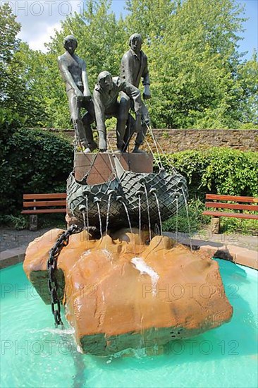 Fishing fountain with fishermen fishing in Eberbach