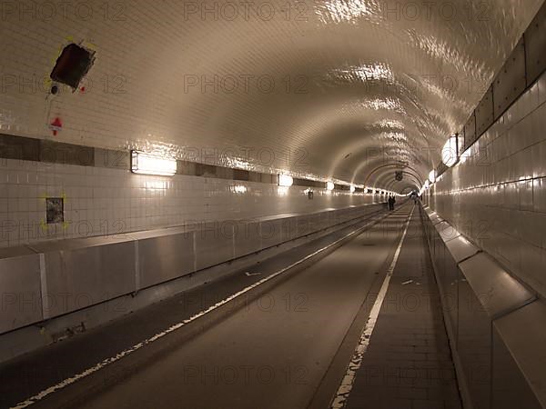 The west tube of the old Elbe tunnel