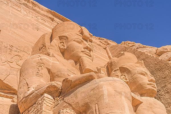 Statues Pharaoh Ramses II Scraffiti Prince Pueckler