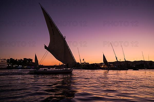 Sailing boat