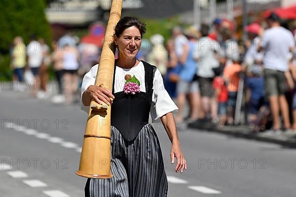 Alphorn player