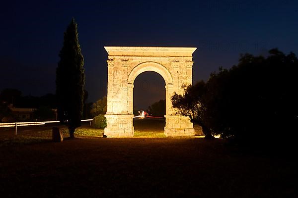 Old roman triumphal arch