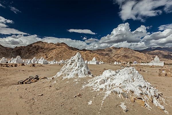 Whitewashed chortens