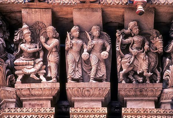 17 th century 350 years old wooden carvings in Meenakashi Sundareswarer temple's chariot at Madurai