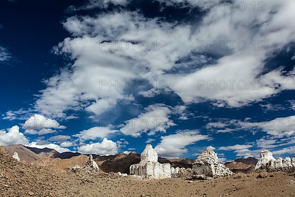 Whitewashed chortens