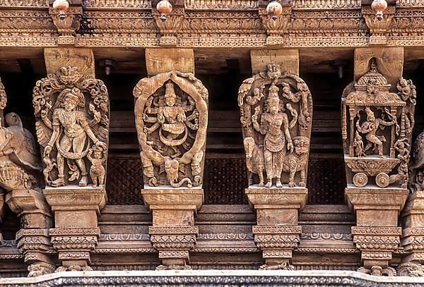 17 th century 350 years old wooden carvings in Meenakashi Sundareswarer temple's chariot at Madurai