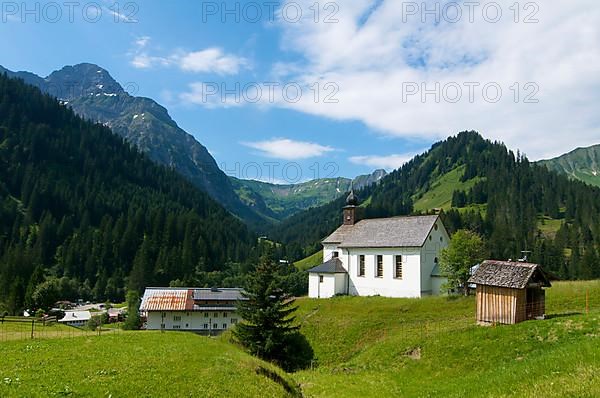 Chapel in Baad