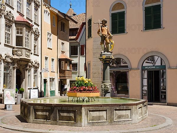 Figure of William Tell at the Tellenbrunnen