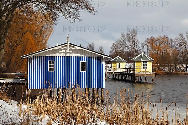 Bathing jetty with bathing hut