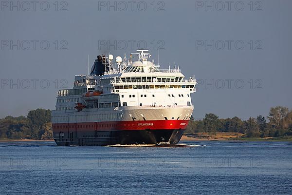 Cruise ship MS Otto Sverdrup