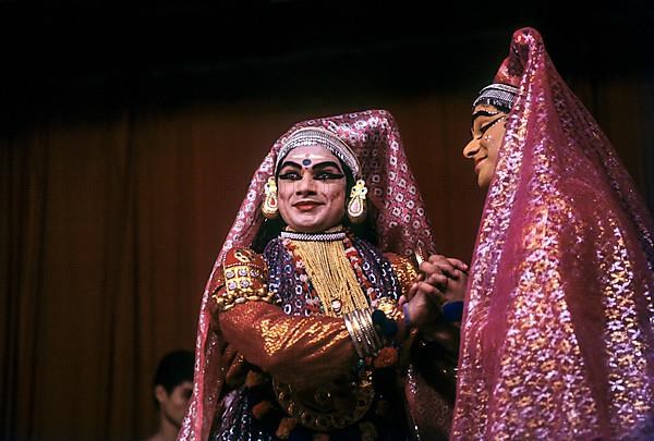 Minukku radiant characters the female characters are also performed by men in Kathakali dance