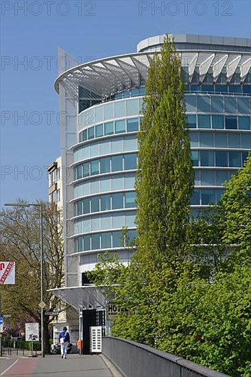 Office building Kurfuerstendamm 119/120