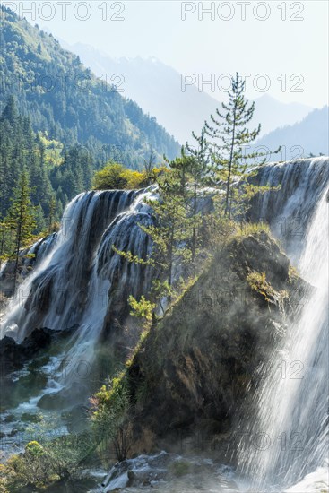 Pearl Shoal Waterfall