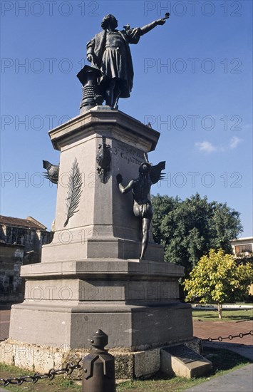 Columbus Monument