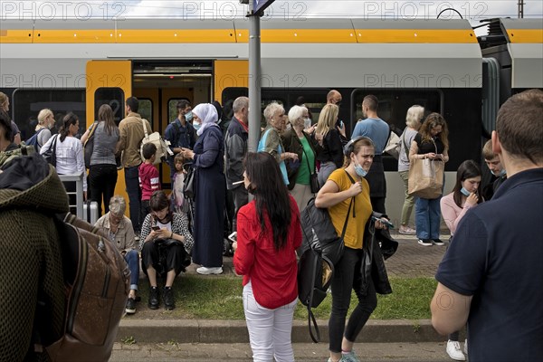 Chaos in local transport