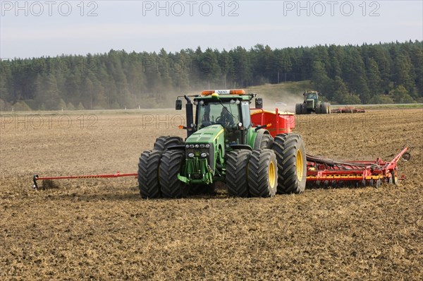 John Deere 8530 Tractor