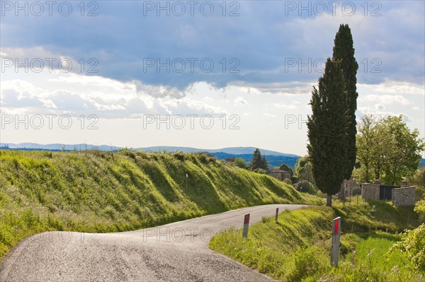 Unpaved country road