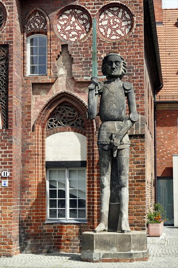 City Hall with Roland statue