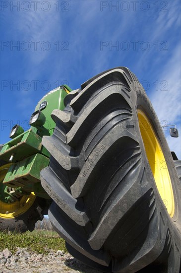 John Deere 4455 tractor