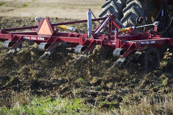 Tractor with Vibro Flex 4300 cultivator