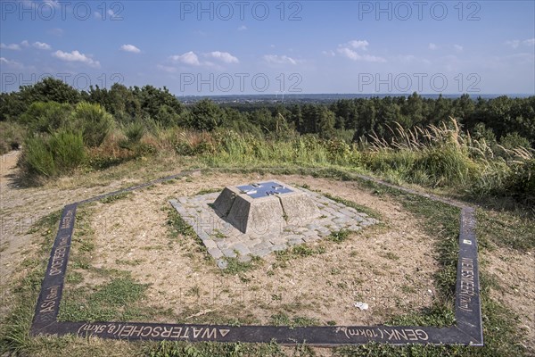 Viewpoint indicator offering views over the Mechelse Heide