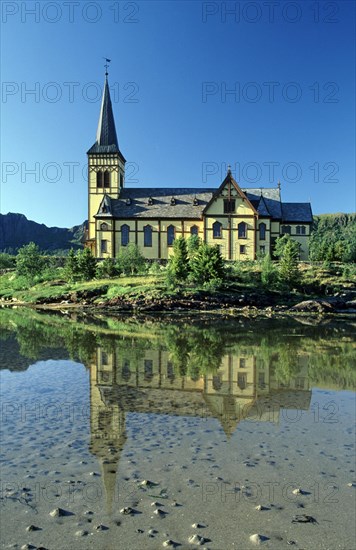 Kabelvag village church