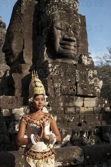 Dancer in the costume of the Apsara