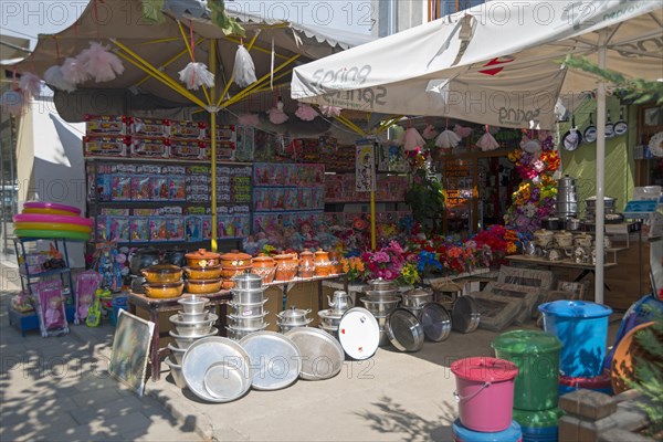 Sale of household goods and toys